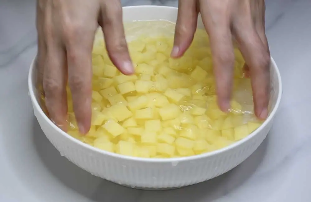 Củ này rẻ hơn khoai sọ bổ hơn khoai lang, cực ít chất béo lại giàu kali, tốt cho tim mạch và huyết áp, đem nấu kiểu này rất trôi cơm - 3