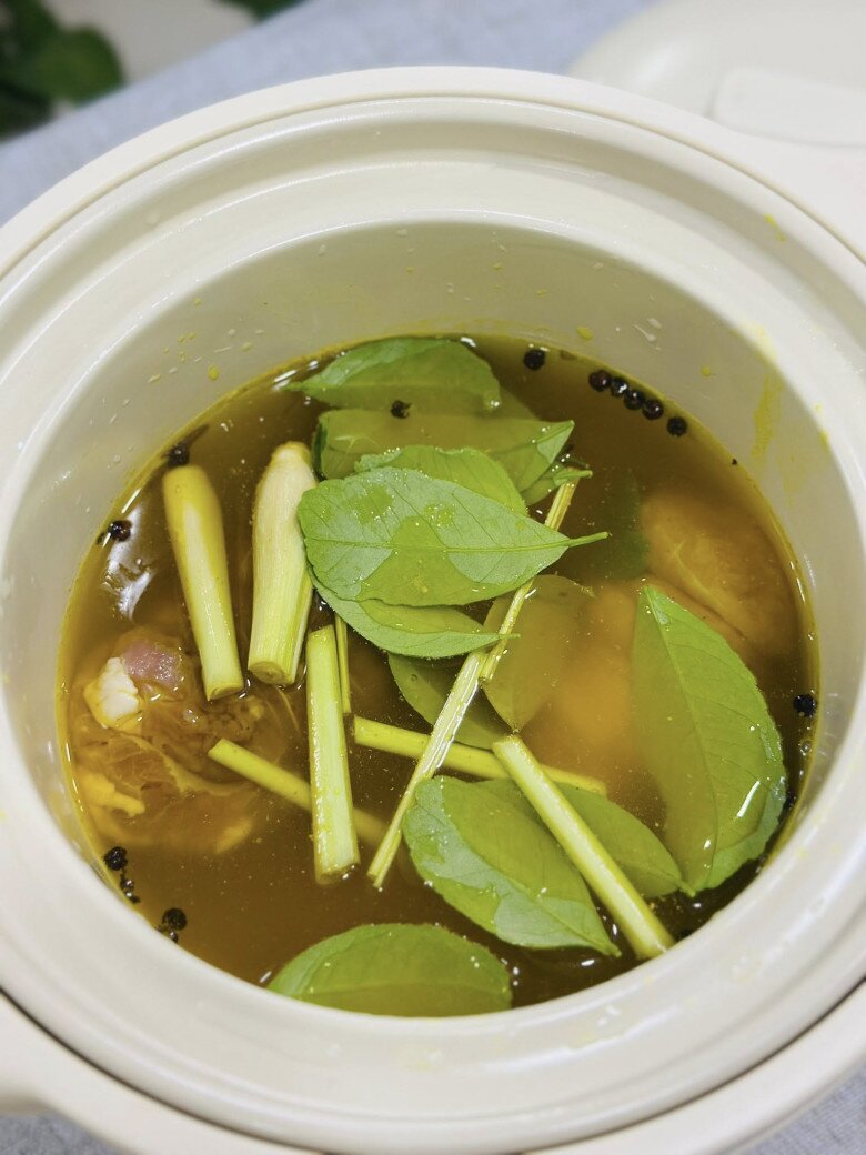 Tết làm bò tơ cuộn ủ muối chẳng khác gì "vàng ròng" trên mâm cỗ, khách đến nhà ai cũng hỏi công thức - 4