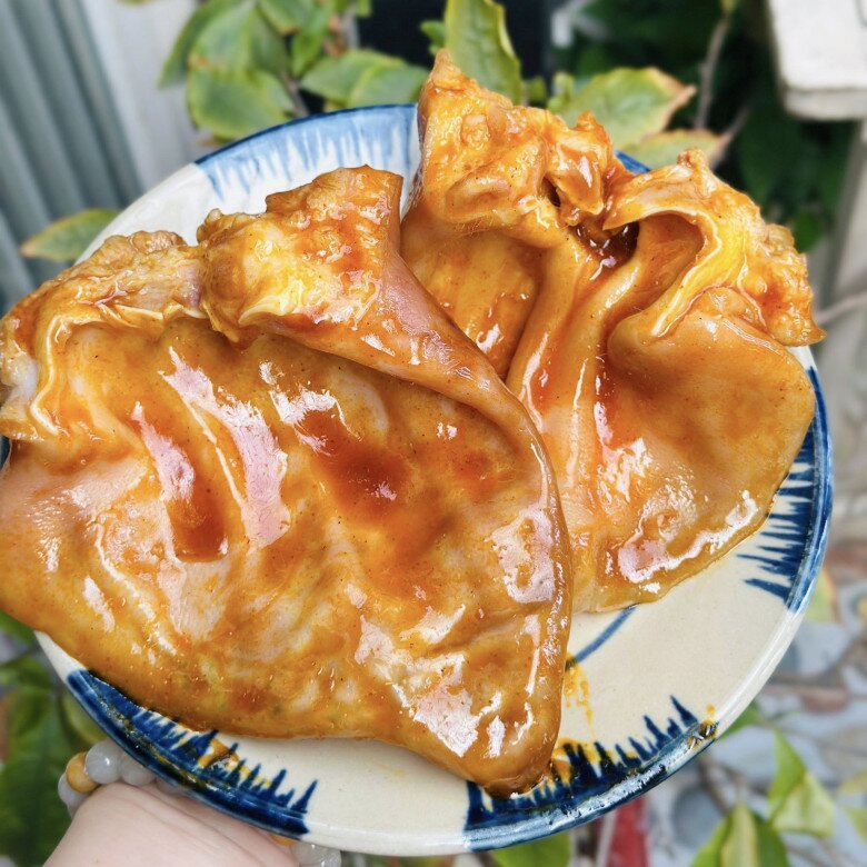 Tết này làm tai heo nướng kiểu Thái thơm nức mũi, giòn sần sật đãi khách, ai ăn cũng mê - 4