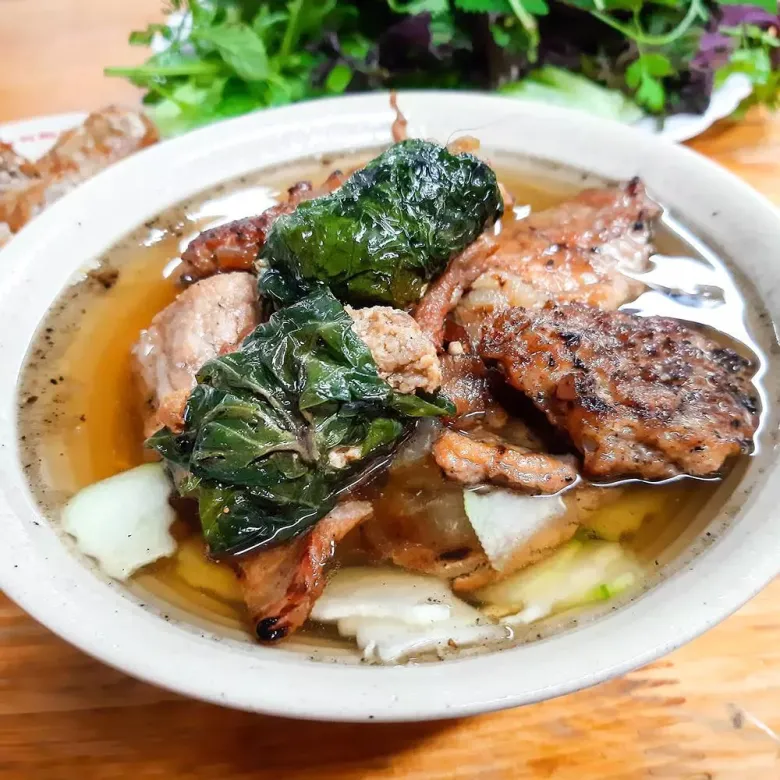 4 quán bún chả HOT nhất Hà Nội, có nơi được Michelin khen ngợi, 120.000 đồng/suất vẫn đông nườm nượp  - 4