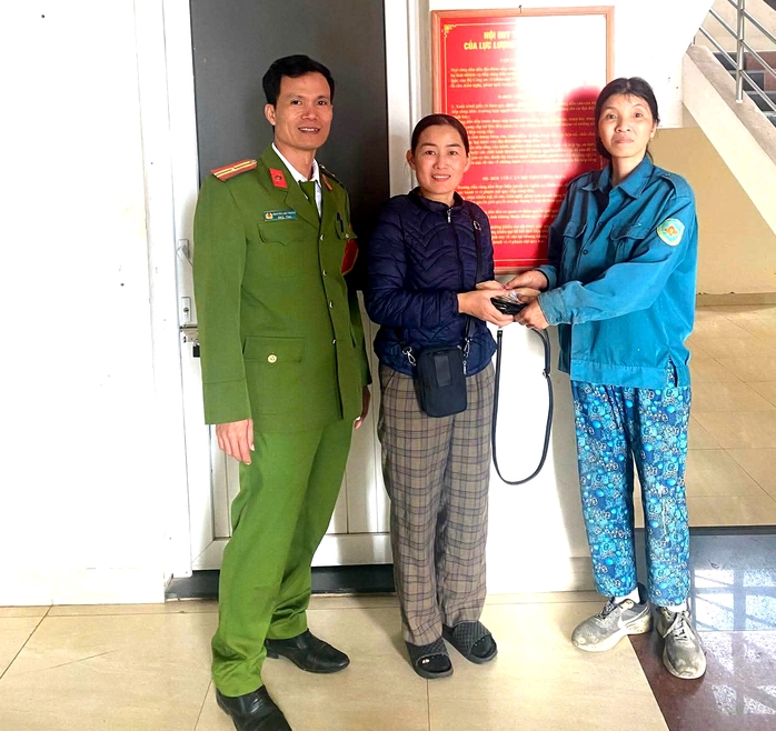 Tin tức 24h: Khối không khí lạnh rất mạnh tiếp tục tràn xuống, Hà Nội có rét đỉnh điểm dưới 10 độ? - 3