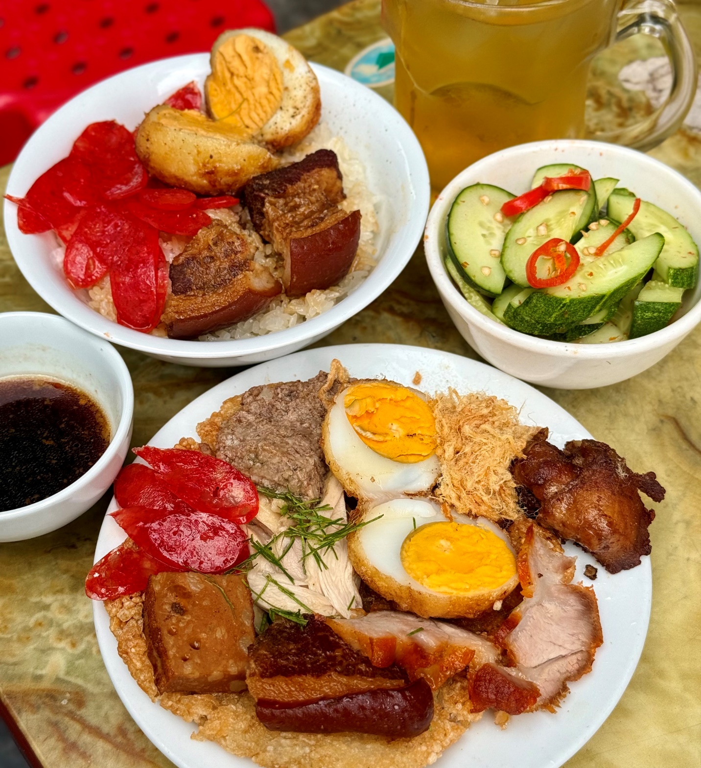 4 quán ngon mở cửa xuyên Tết ở Hà Nội, toàn đặc sản giải ngấy chỉ vài chục nghìn, có nơi không phụ thu  - 3