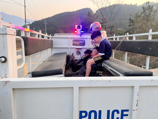 Tin tức 24h: Không khí lạnh về miền Bắc, Hà Nội rét mấy ngày, thấp nhất là bao nhiêu độ? - 2