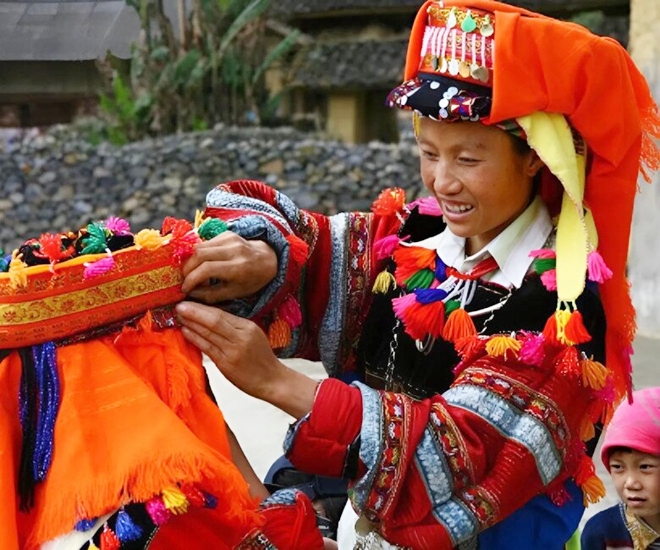 6 phong tục cầu may đầu năm độc lạ ở Việt Nam: Gội đầu để rũ sạch đen đủi, có nơi đi trộm đồ để lấy may - 1