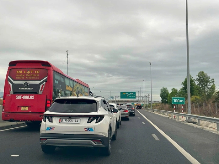 Tin tức 24h: Hà Nội tăng nhiệt dần, từ giờ đến Tết có ngày nào đỡ nồm và có nắng không? - 5