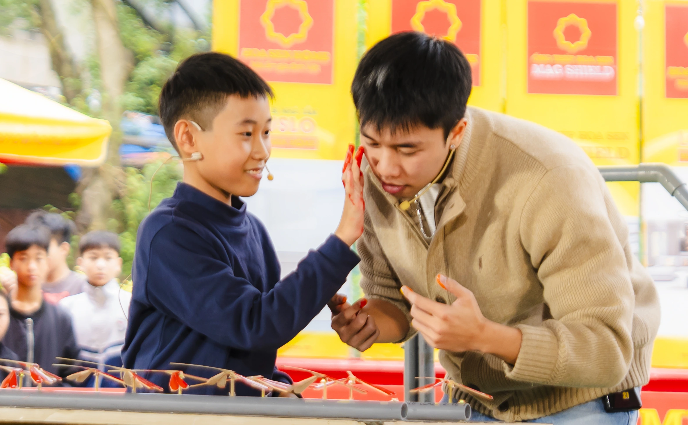 Dàn sao sinh năm 2001 được yêu thích nhất phim VTV: Long Vũ "hạ nhiệt", Chang Mây phất lên nhờ Cách Em 1 Milimet - 4