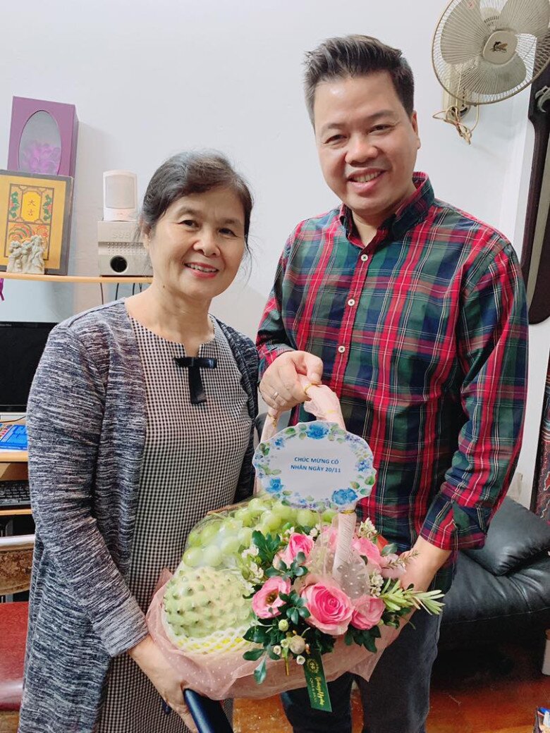 Điều ít biết về mẹ ruột NSND của Hồ Hoài Anh: Có lúc chỉ còn 35kg, tìm được hạnh phúc bên người chồng thứ 2 - 5