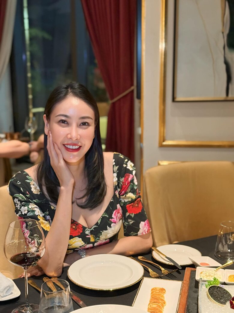 Hoa hậu Hà Kiều Anh bị tai nạn lúc mang thai: "Xe của tôi lộn vòng, kính vỡ hết cả ra" - 6