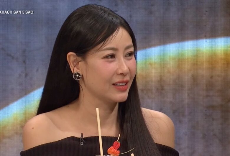 Hoa hậu Hà Kiều Anh bị tai nạn lúc mang thai: "Xe của tôi lộn vòng, kính vỡ hết cả ra" - 1