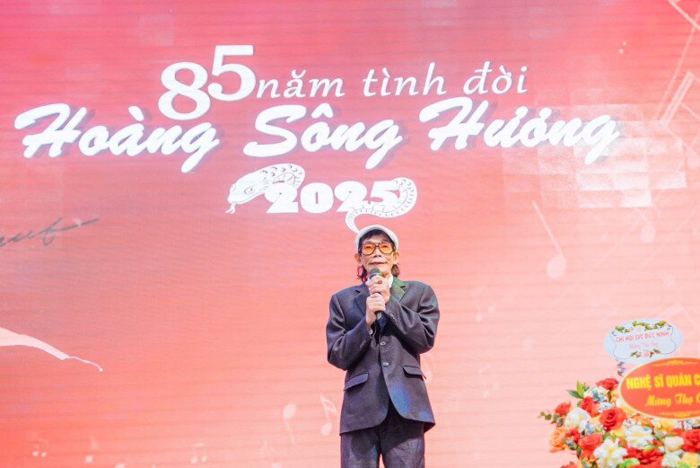 Hóa ra bố ruột Mỹ Lệ chính là tác giả "siêu phẩm" nổi tiếng cả nước - ân nhân làm Long Nhật luôn biết ơn - 6