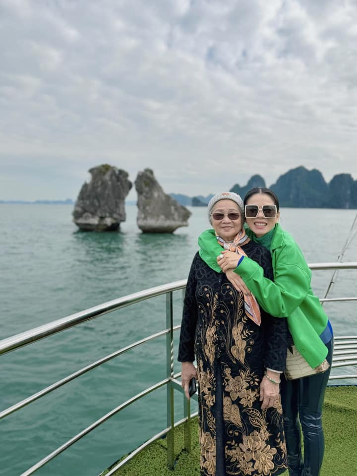 Mẹ ruột Lệ Quyên là "ngôi sao quận Hai Bà Trưng" một thời: U90 đẹp phúc hậu, sống trong biệt thự như lâu đài - 2