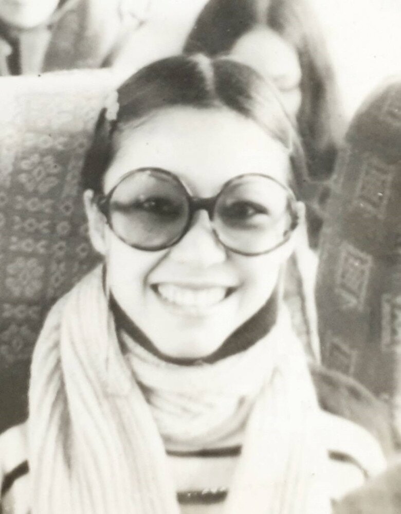 Mẹ ruột NSND của Linh Nga: Giai nhân nức tiếng về già vẫn đẹp rạng rỡ, sống hạnh phúc bên chồng phong độ - 8