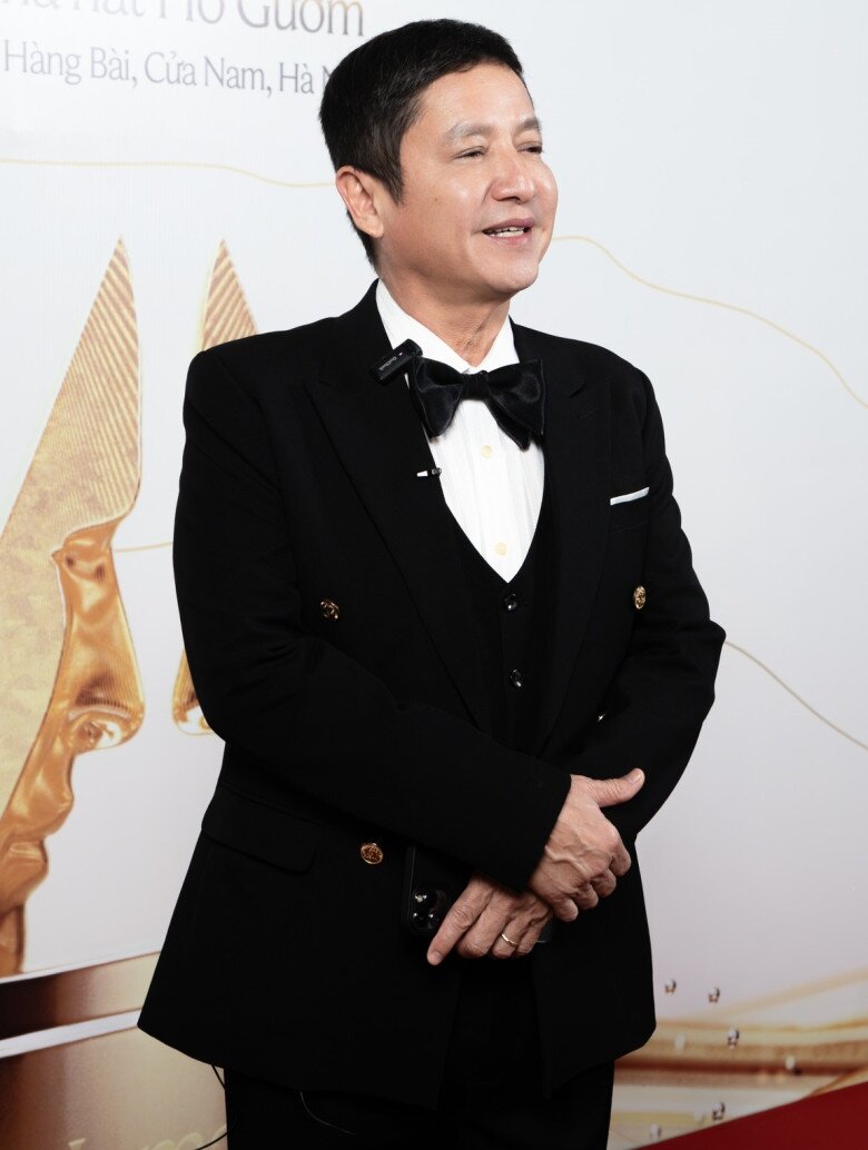 NSƯT Chí Trung: "Mình bảo nghỉ hưu lương 12 triệu, có khi cũng có người lảng đi, sợ bị xin" - 3