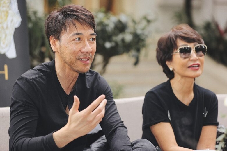 Việt Nam có một nữ danh ca đình đám 74 tuổi vẫn đẹp, chồng kém 13 tuổi lại nổi tiếng cùng em vợ - 3