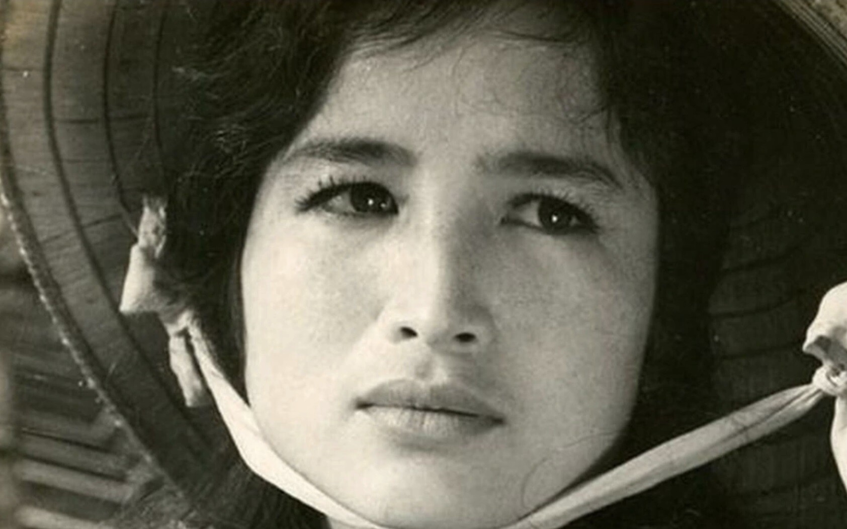 Nữ NSND có "đôi mắt đẹp nhất Việt Nam", chỉ có mối tình duy nhất trong cuộc đời với vị Giáo sư - 4