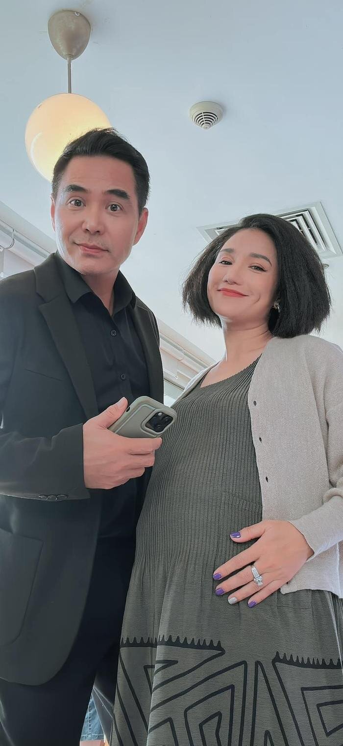 "Ông xã" Cát Tường đón "tin vui" ngay đầu 2026, bí mật cưới vợ rồi ly hôn nay U60 sống với mẹ 88 tuổi - 7