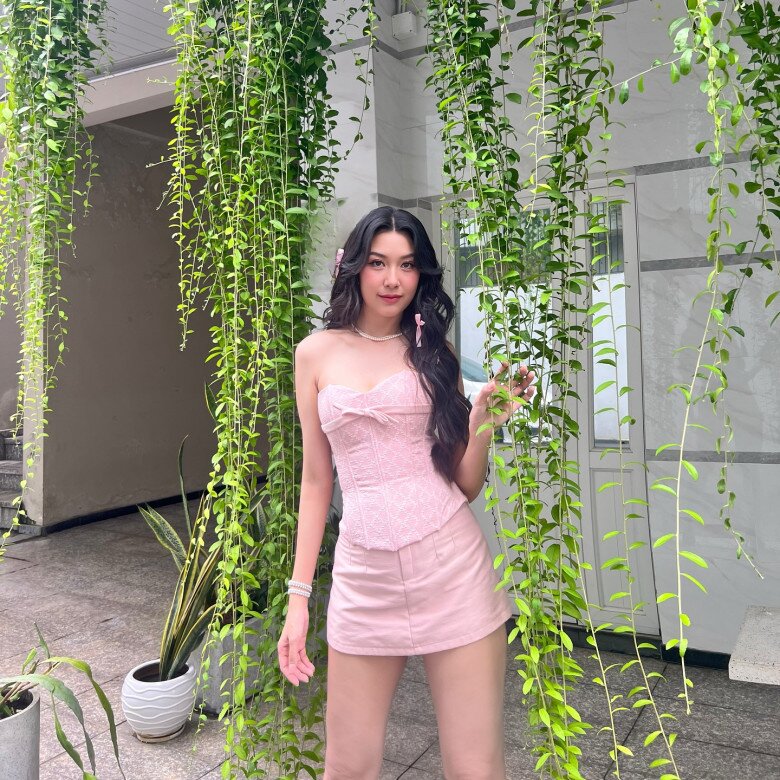 2 mỹ nhân Vbiz cùng đi học Thạc sĩ đầu năm: Người là Á hậu quốc tế tài sắc, người làm vợ đạo diễn nghìn tỷ - 8