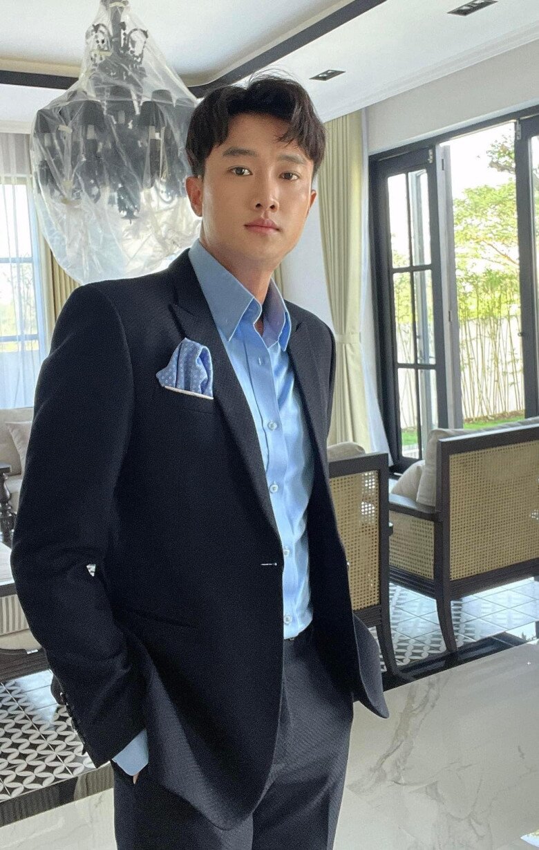 2 sao nam 8X từng đi phụ hồ: Người nay là CEO ở biệt thự 40 tỷ, người hạnh phúc bên vợ đẹp dù chưa đám cưới - 7