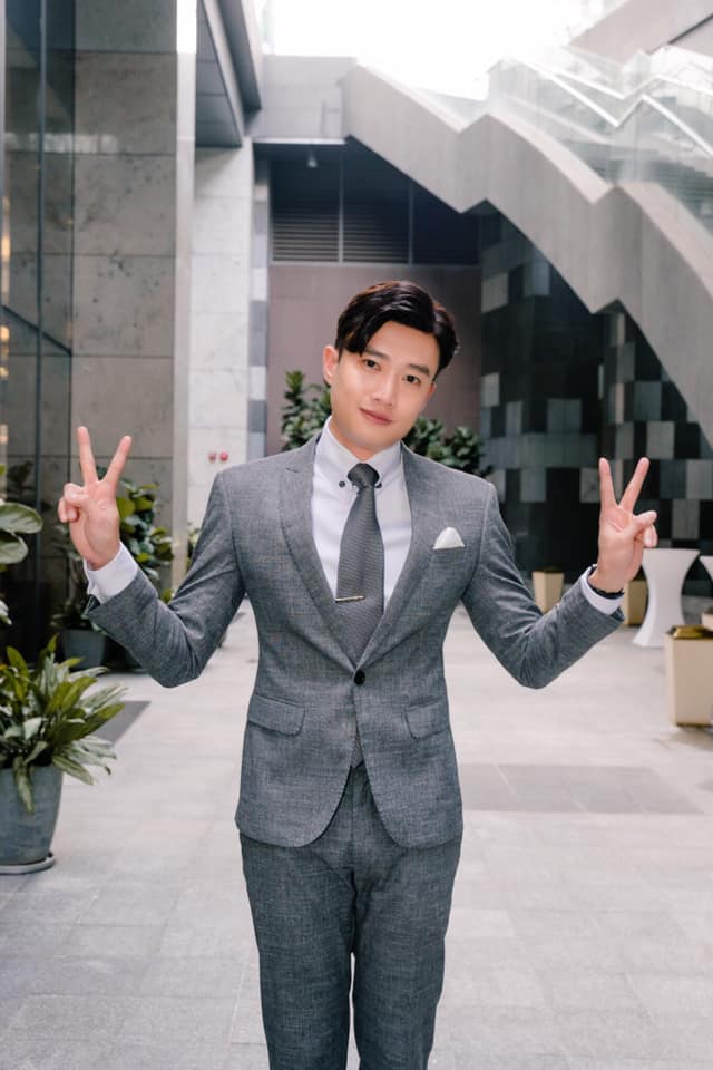 2 sao nam 8X từng đi phụ hồ: Người nay là CEO ở biệt thự 40 tỷ, người hạnh phúc bên vợ đẹp dù chưa đám cưới - 9