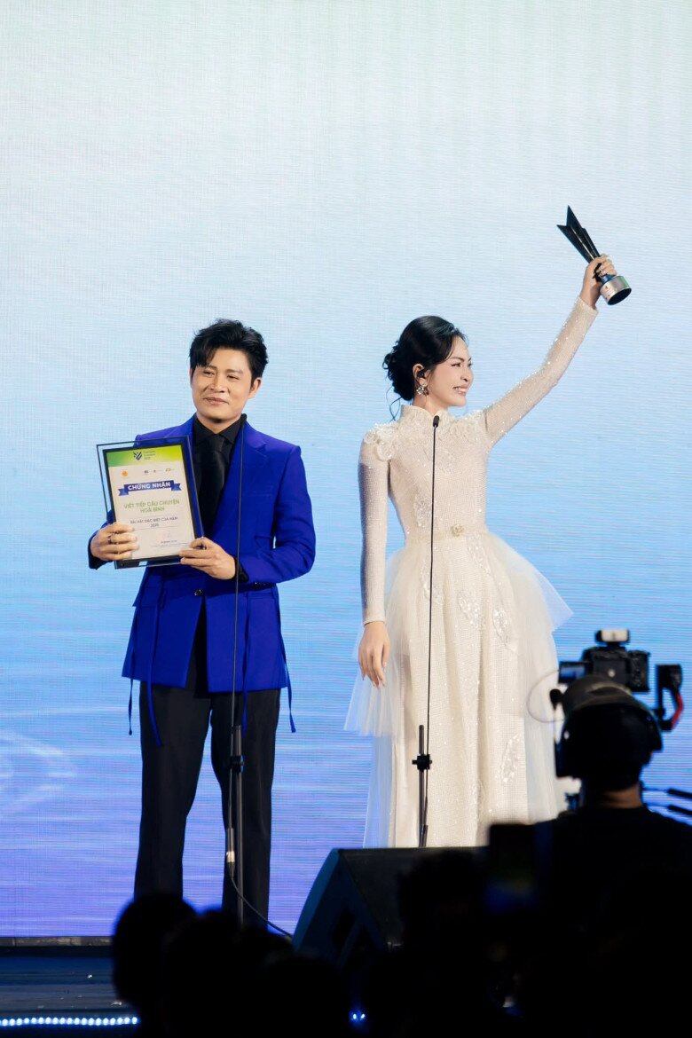 2 sao Việt được trao danh hiệu Công dân trẻ tiêu biểu TP.HCM: Người "đổi đời" sau đại lễ, người sắp thi quốc tế - 3