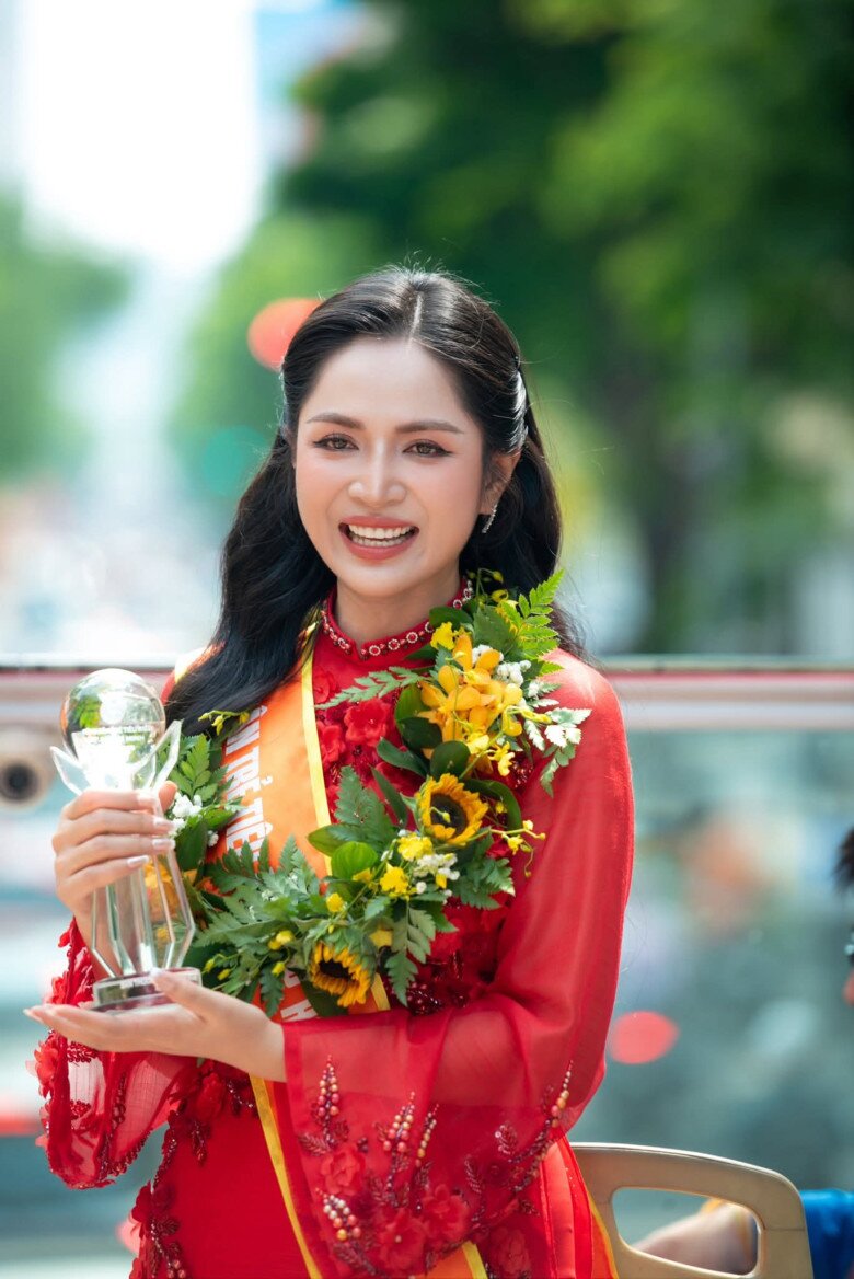 2 sao Việt được trao danh hiệu Công dân trẻ tiêu biểu TP.HCM: Người "đổi đời" sau đại lễ, người sắp thi quốc tế - 2