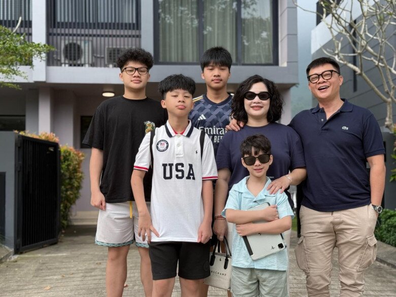 BTV VTV Quang Minh "bằng cấp đầy người" nhưng vẫn đau đầu khi dạy con trai học lớp 2, thừa nhận vợ làm tốt hơn - 6