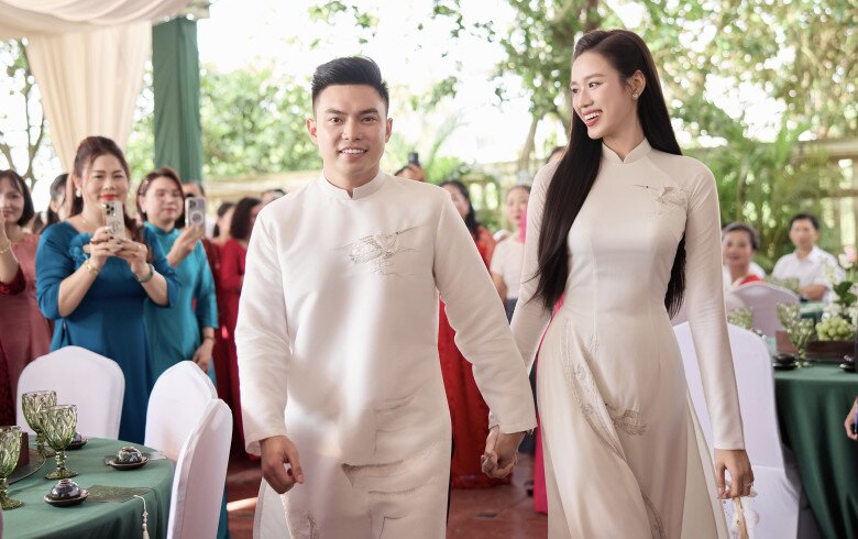 Học vấn chồng thiếu gia của 2 hoa hậu họ Đỗ: Người có bằng Thạc sĩ tại Anh, người tốt nghiệp Quản trị kinh doanh - 12