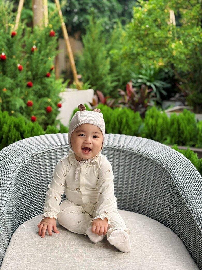 MC Mai Ngọc "áp lực" khi phục vụ quý tử từng bữa, "thiếu gia Bắc Ninh" háu ăn bảo sao phát triển vượt trội - 7