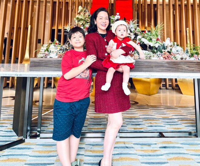 Mẹ bỉm đơn thân nuôi con lai "chạy show": Nhật Kim Anh sớm cho ái nữ tự lập, Lan Phương bế con đi quay - 1