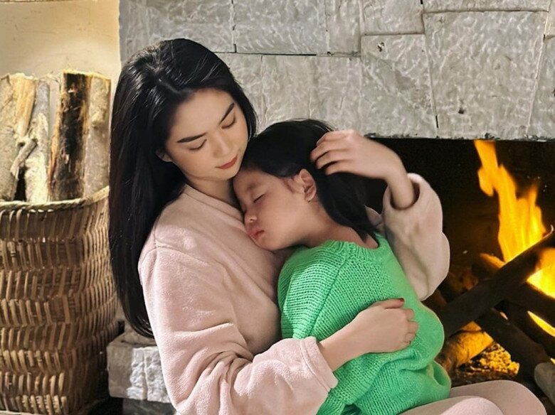 Sao Việt nhận nuôi con của người thân: Ái nữ nhà Nguyễn Văn Chung nay đoàn tụ mẹ ruột, Ngọc Trinh thương anh trai - 2