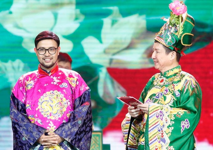 2 NSƯT từng đóng vai Thiên Lôi trong "Táo Quân": Người có con gái học Thạc sĩ, người hiếm hoi khoe 2 quý tử điển trai - 11