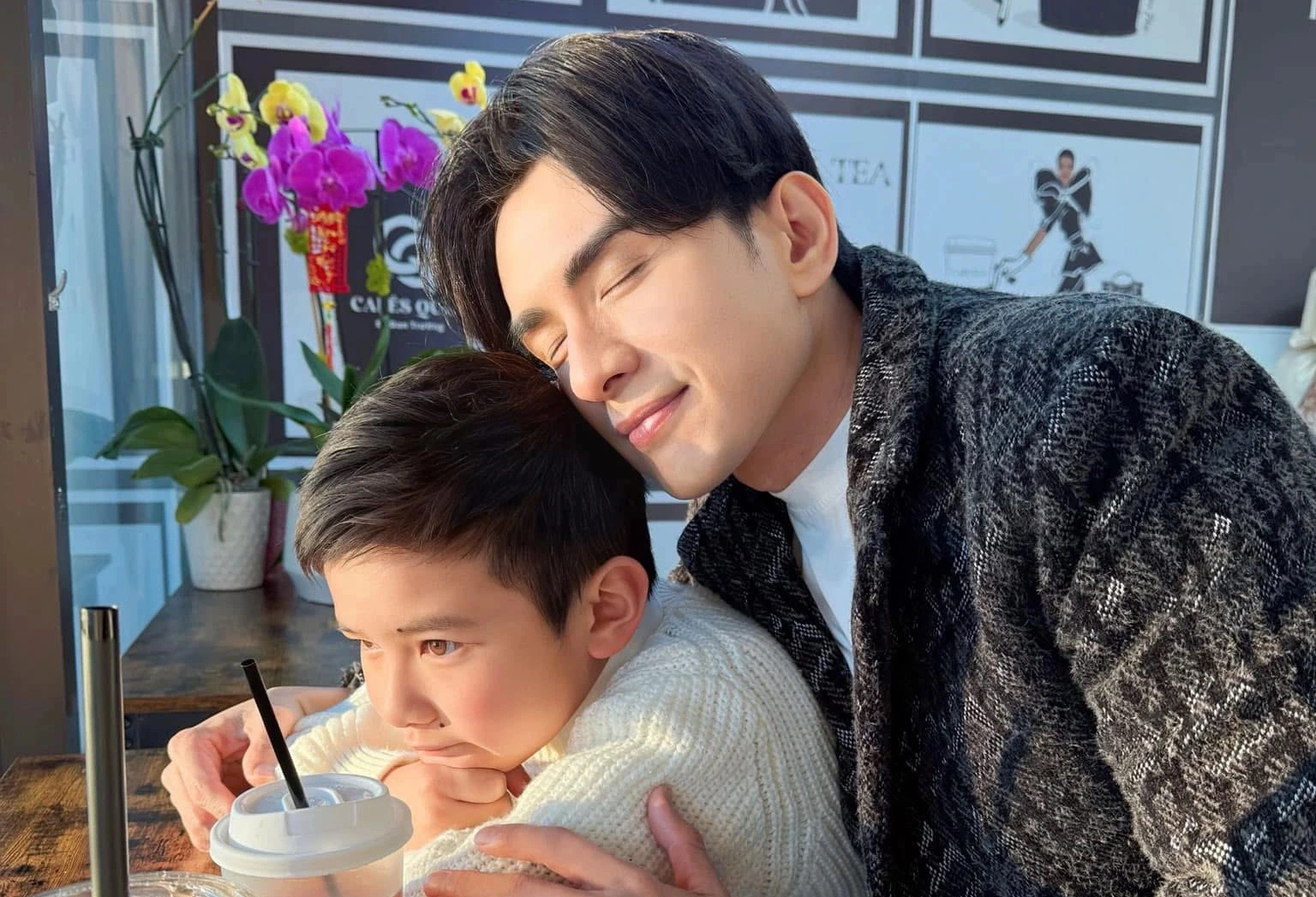 Con trai 9 tuổi nhà Đan Trường vất vả bê thùng rác cao gần bằng người, sống với mẹ ruột ở Mỹ được rèn đủ việc nhà - 8