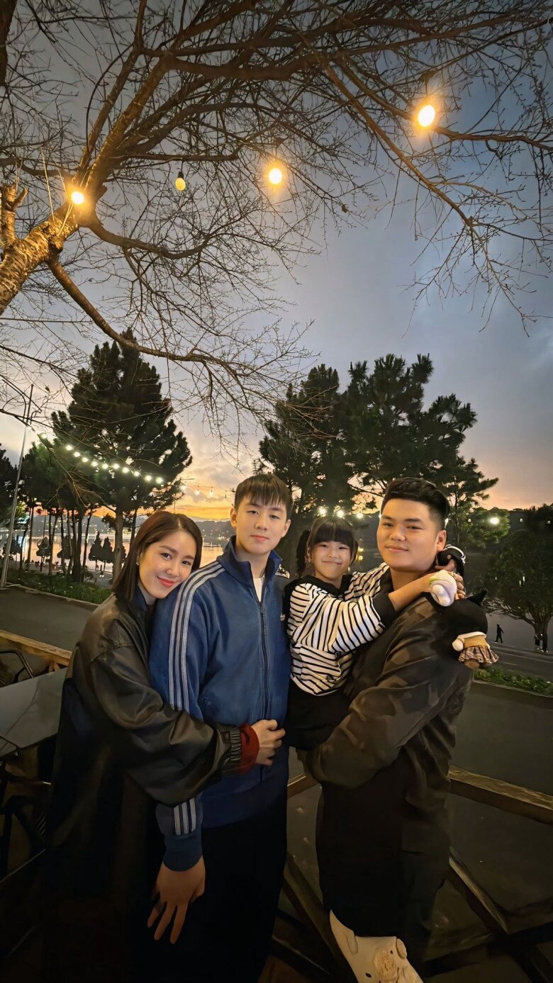 Lê Phương viên mãn sau 10 năm: Con trai riêng Cà Pháo cao lớn chạm trần nhà, khẳng định gặp Trung Kiên là may mắn nhất đời - 5