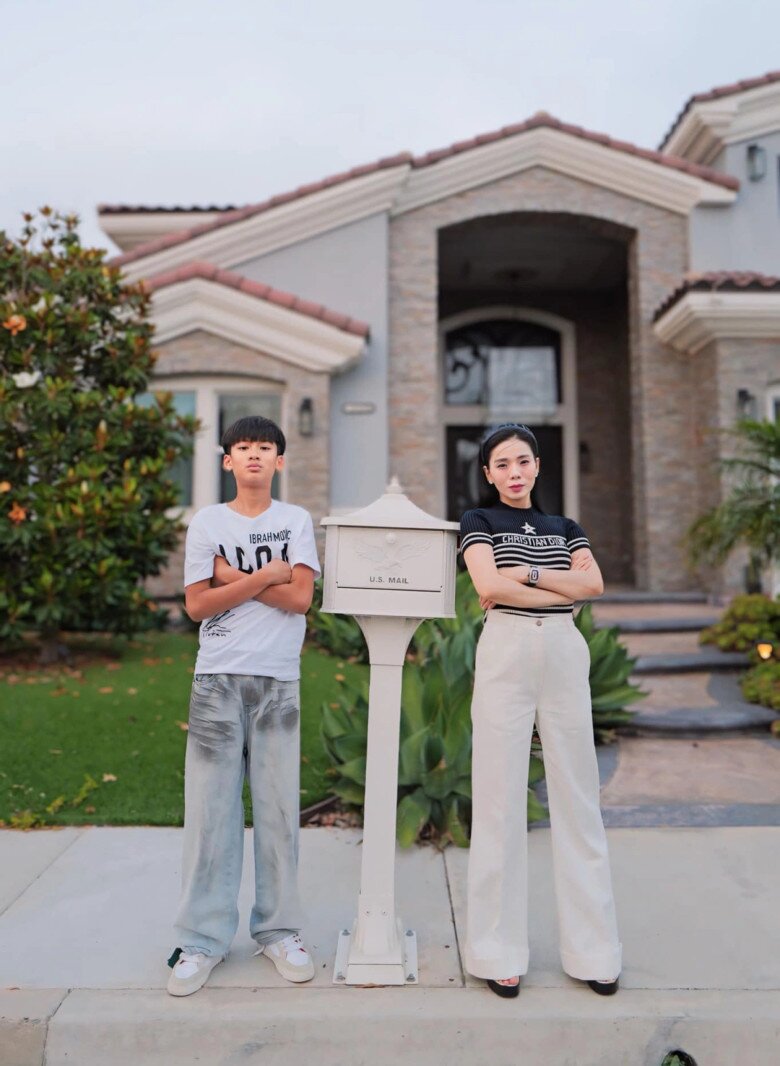 Lệ Quyên đưa con trai cao 1m8 sang Trung Quốc, lên tiếng khi có bình luận nhắc đến chồng cũ Đức Huy - 5