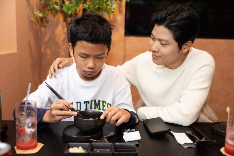 Nguyễn Văn Chung lo lắng vì "mất kết nối" với con, bố đơn thân dành thời gian bù đắp cho quý tử sau thời gian bận rộn - 4