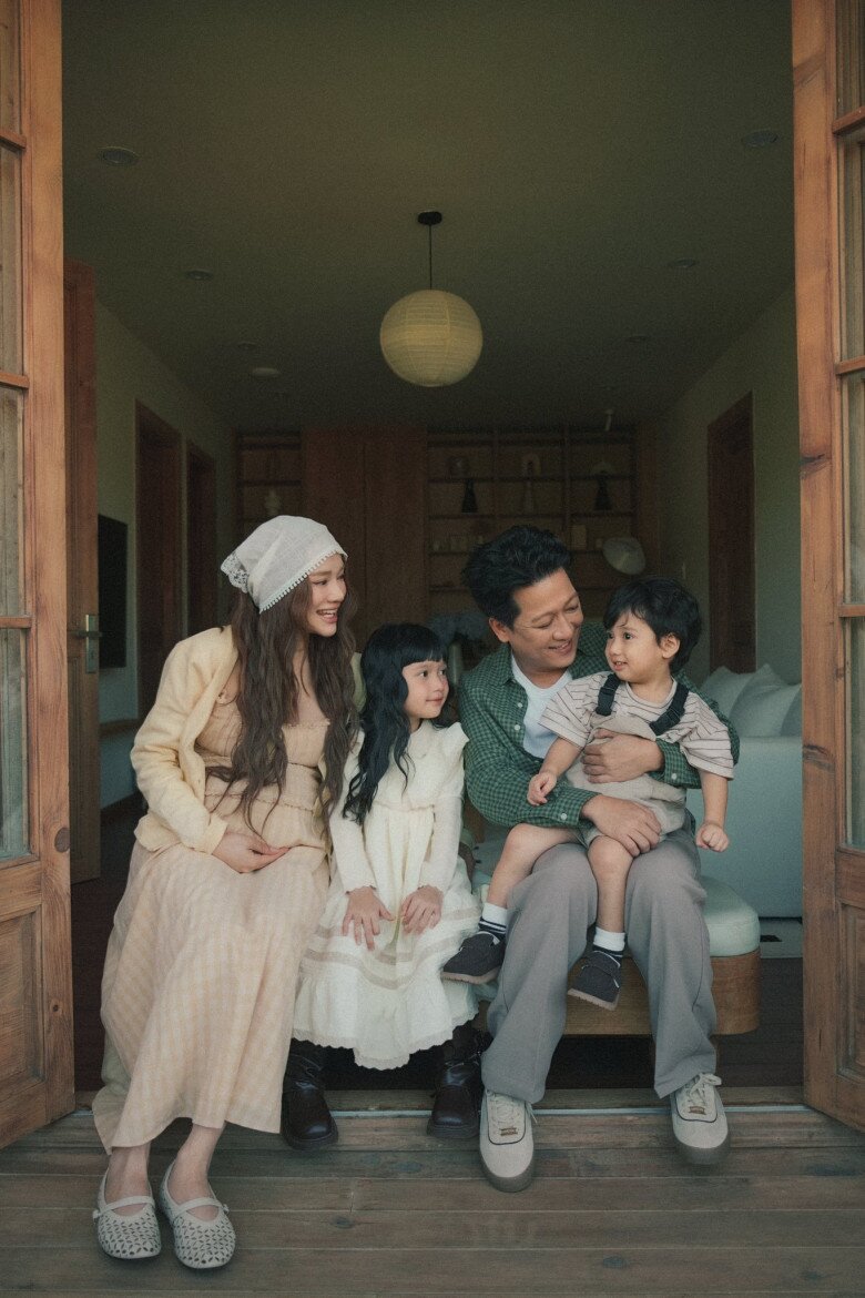 Nhã Phương hạ sinh con thứ 3, Trường Giang bật khóc xin lỗi vì lần nào vợ lâm bồn cũng không ở bên cạnh - 7