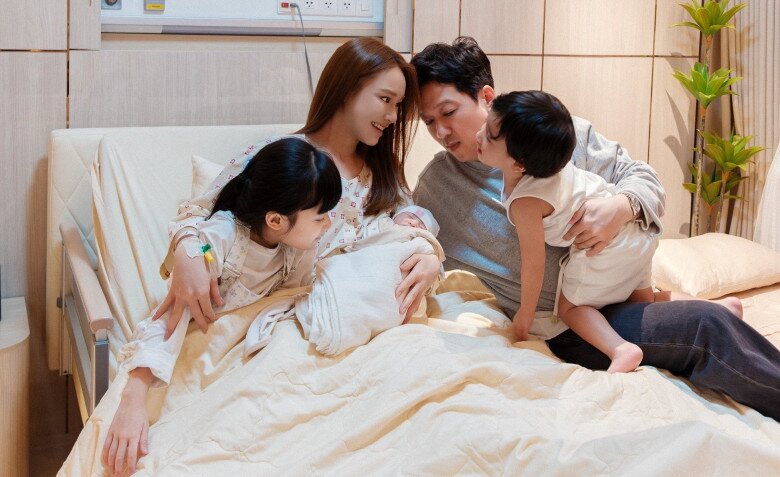 Nhã Phương hạ sinh con thứ 3, Trường Giang bật khóc xin lỗi vì lần nào vợ lâm bồn cũng không ở bên cạnh - 3