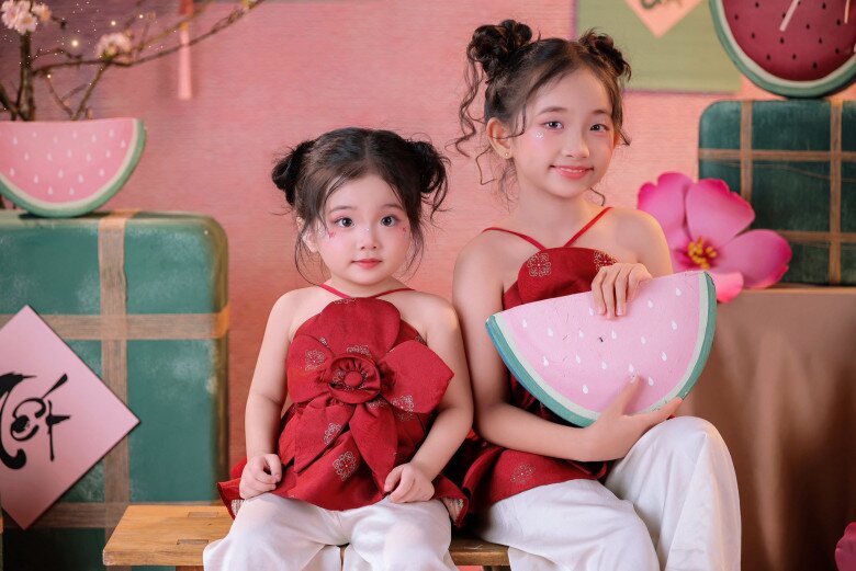 Phan Hiển "giấu cả thế giới" để yêu Khánh Thi trước khi có 3 con chung, từng bị mẹ vợ là hoa khôi Thường Tín góp ý - 9