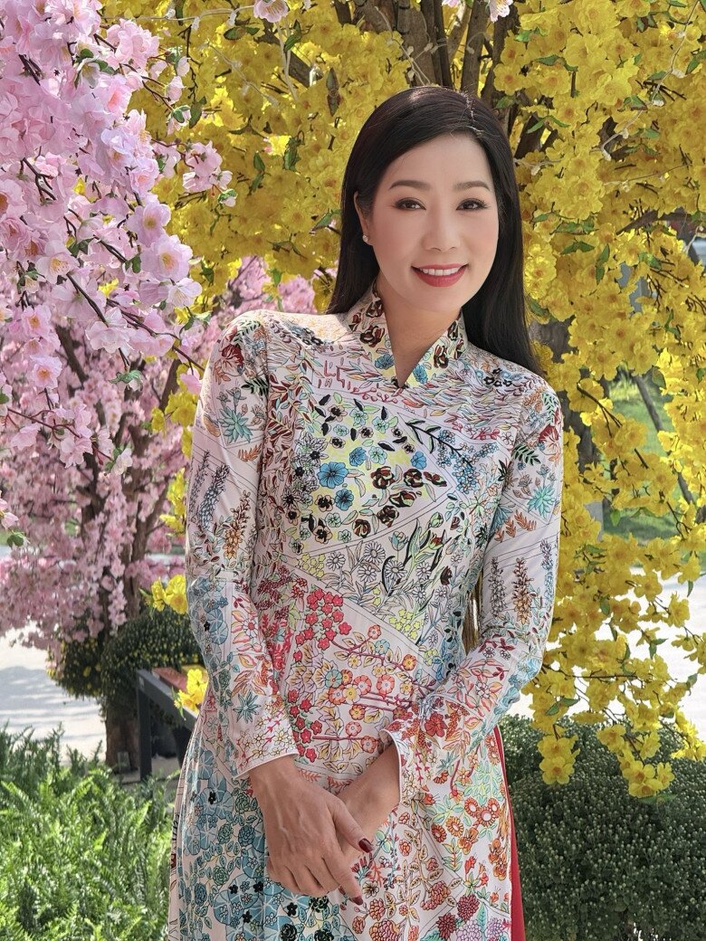 Sao Việt 24h: 3 con Khánh Thi chuẩn "con nhà nòi" khi nhún nhảy theo nhạc remix, cô út 3 tuổi "quẩy" không kém anh chị - 9