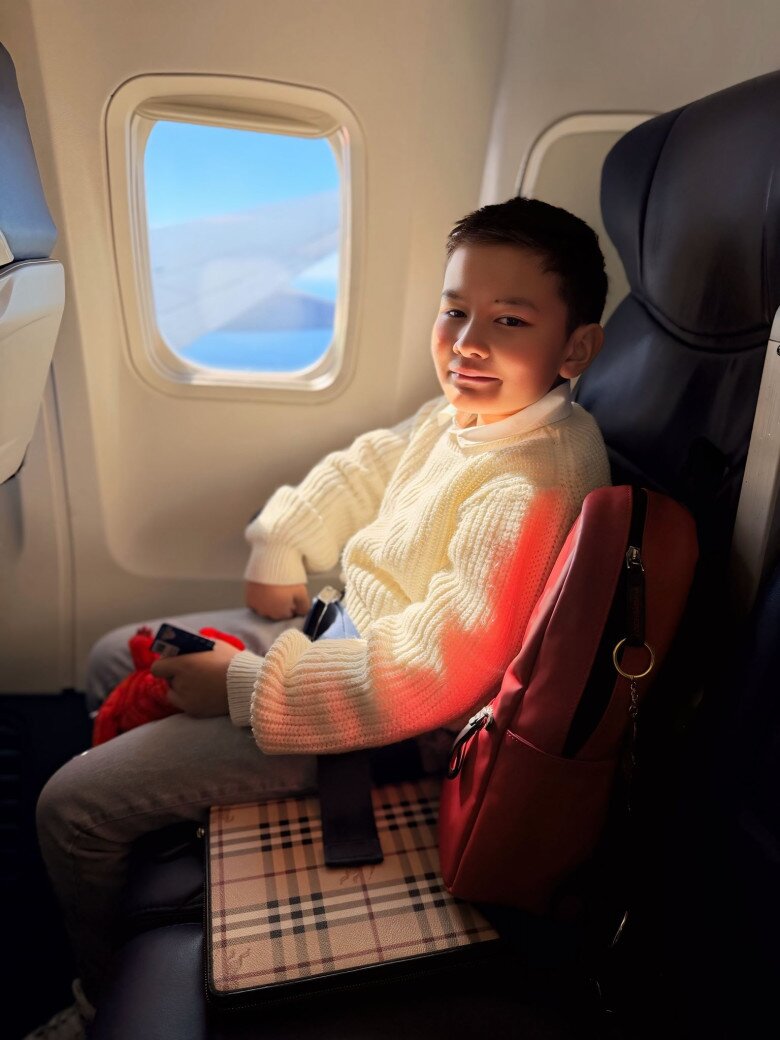 Sao Việt 24h: Con trai Đan Trường xứng danh "ông chủ nhí", tiếp tục được bố mẹ tặng quán cà phê lớn tại Mỹ - 2