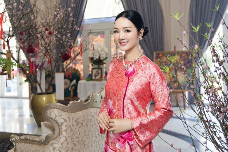 Sao Việt 24h: Con trai Đan Trường xứng danh "ông chủ nhí", tiếp tục được bố mẹ tặng quán cà phê lớn tại Mỹ - 11