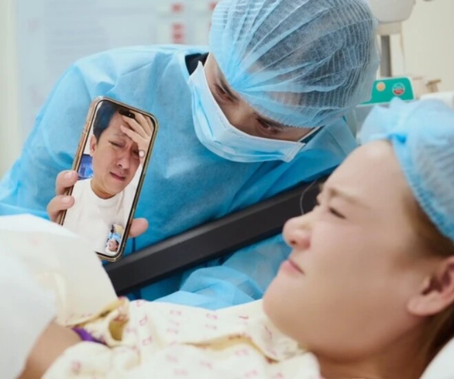 Sao Việt 24h: Nhã Phương kể hành trình sinh con thứ 3 khi vắng chồng, Trường Giang cứ nhìn thấy vợ là bật khóc - 1