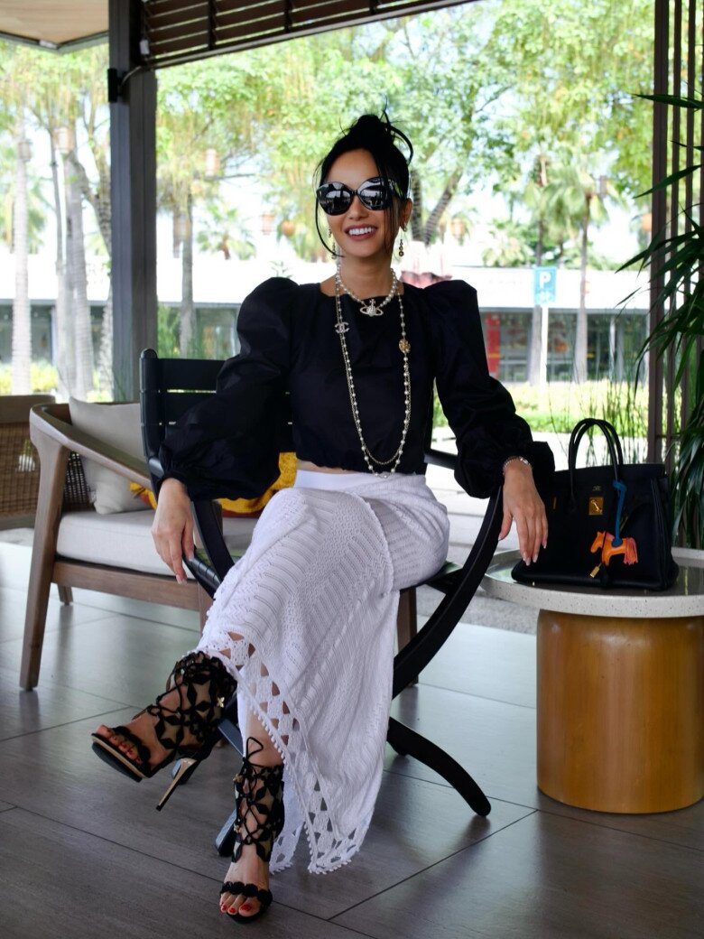 Sao Việt 24h: NSND Hồng Vân khoe "dáng nuột" thon thả ở tuổi U60, nhan sắc sau giảm cân "thăng hạng" không kém thời trẻ - 12