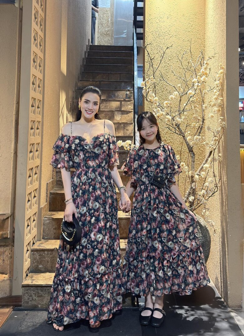 Sao Việt 24h: H'Hen Niê khoe bố chồng và bố ruột người Ê Đê chung khung hình, ngoại hình đối lập gây chú ý - 12