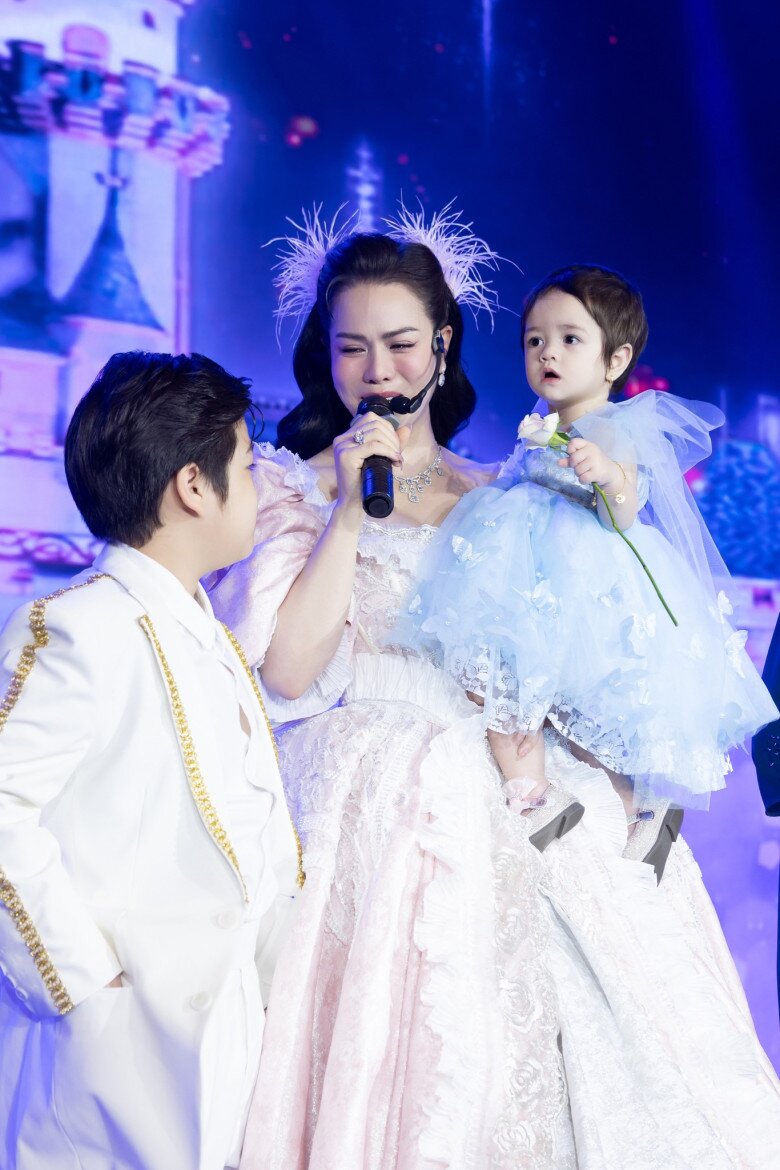 Sao Việt 24h: MC Mai Ngọc chơi golf ở quê chồng Bắc Ninh sau gần 1 năm sinh con, vóc dáng chuẩn chỉnh chuẩn bị đón Tết - 5