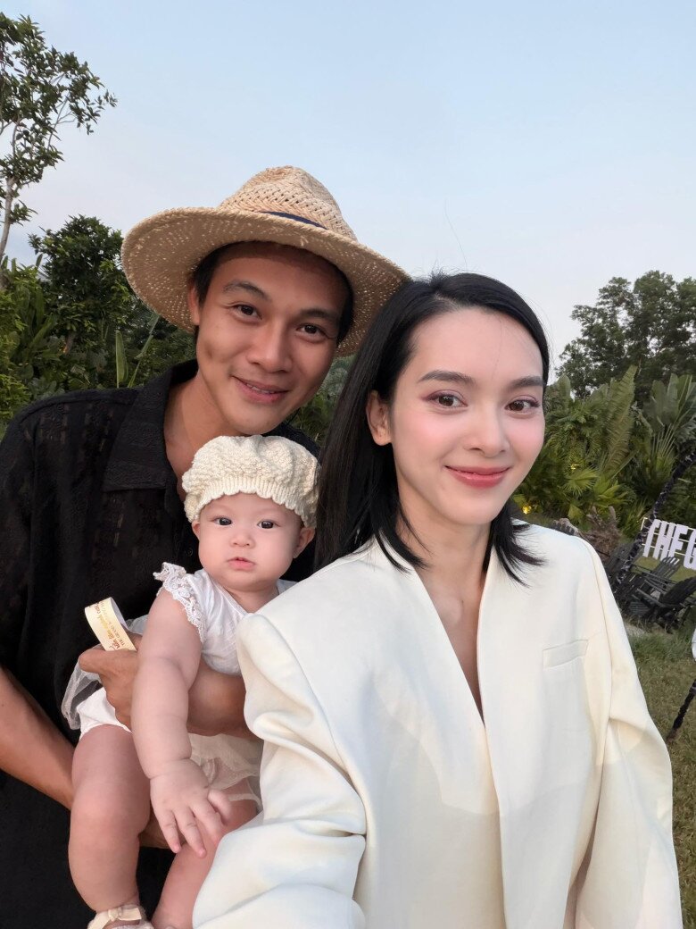 Sao Việt 24h: Midu thần thái "không phải dạng vừa" khi chấm thi sinh viên, nữ Thạc sĩ đẹp tri thức, chuẩn "dâu hào môn" - 7