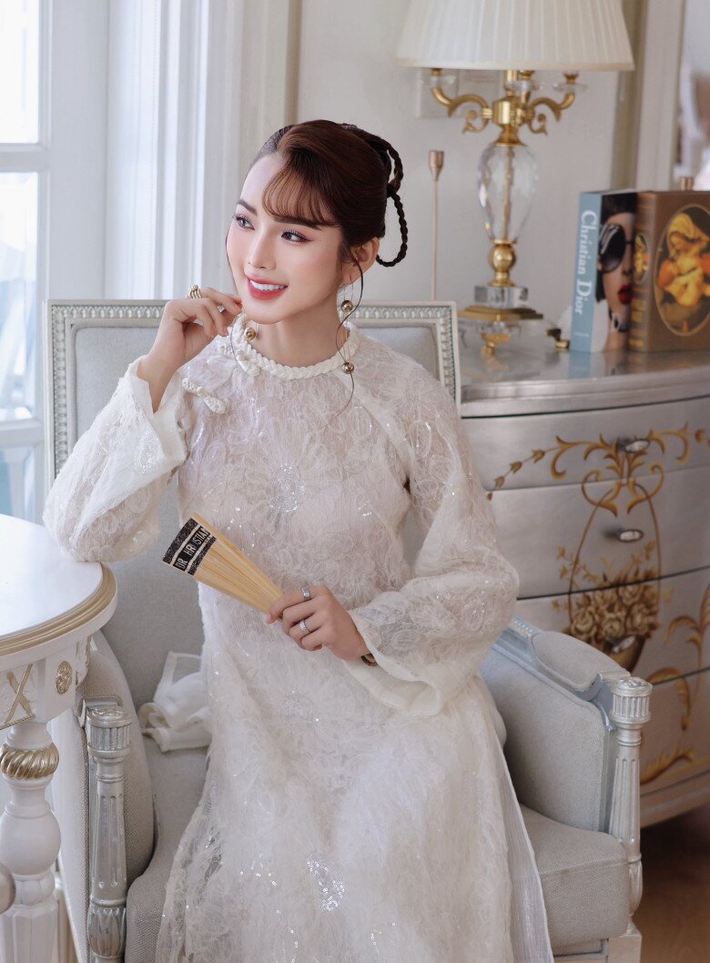 Sao Việt 24h: Nguyễn Văn Chung khoe con trai lớn phổng, 14 tuổi mặc đồ giống bố trông "như 2 giọt nước" - 9