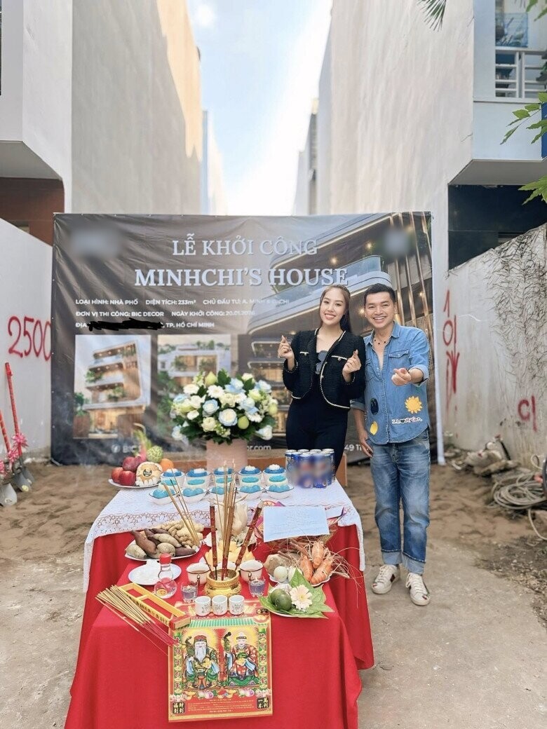 Sao Việt 24h: "Nữ hoàng ảnh lịch" kỷ niệm 32 năm ngày cưới, hé lộ bí quyết giữ hôn nhân bền chặt hơn 3 thập kỷ - 5