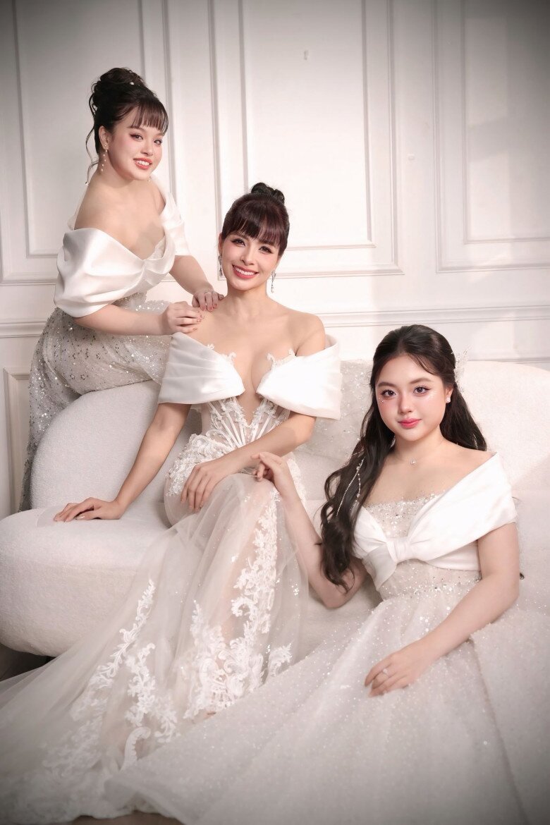 Sao Việt 24h: Phương Oanh thần sắc tươi tắn, diện áo dài vào bếp nấu ăn ngày Tết, được khen chỉn chu và không "làm màu" - 13