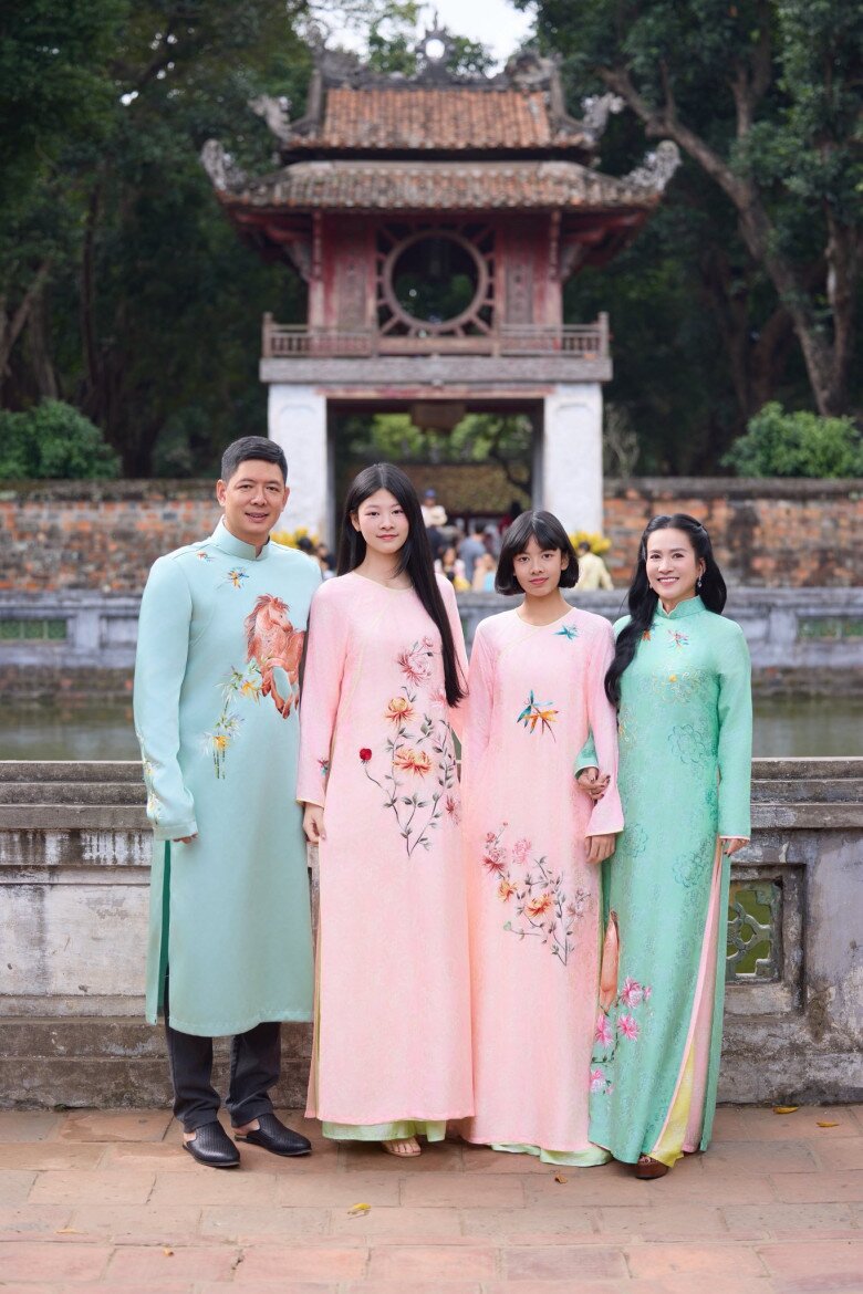 Sao Việt 24h: Cường Đô La giữ truyền thống khoe Subeo cao vượt cả nhà, Đỗ Mỹ Linh bị chồng giục về chuẩn bị Giao thừa - 6